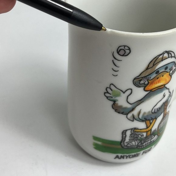 Suzy's Zoo Coffee Mug Duck Anyone For Tennis Vintage 1976 Suzy Stafford Enesco - Picture 6 of 12